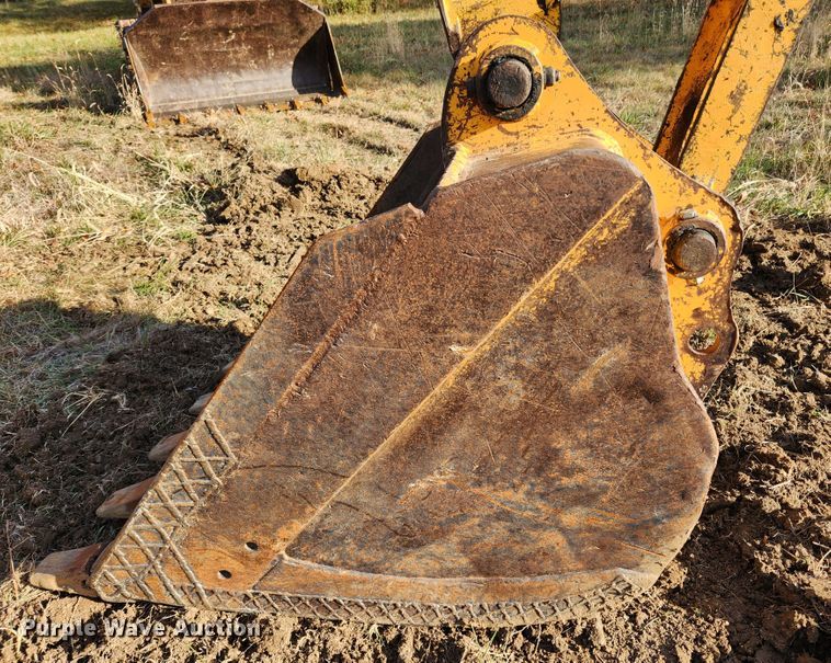 image for item MK9490 2005 Hyundai Robex 210LC-7  excavator