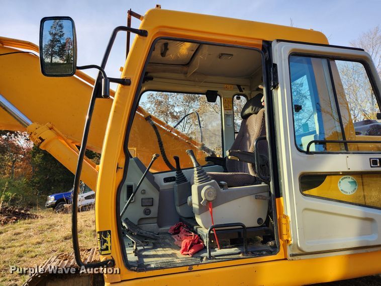 image for item MK9490 2005 Hyundai Robex 210LC-7  excavator