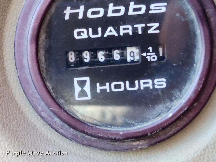 image for item MK9490 2005 Hyundai Robex 210LC-7  excavator