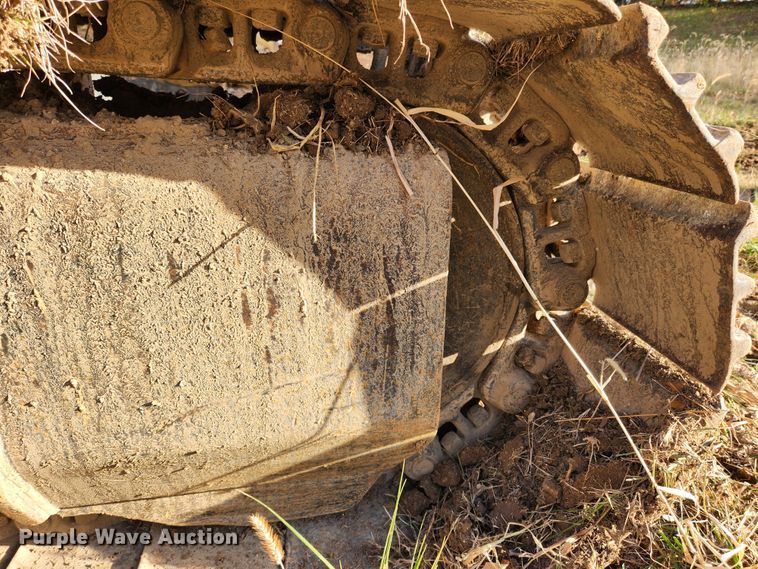 image for item MK9490 2005 Hyundai Robex 210LC-7  excavator