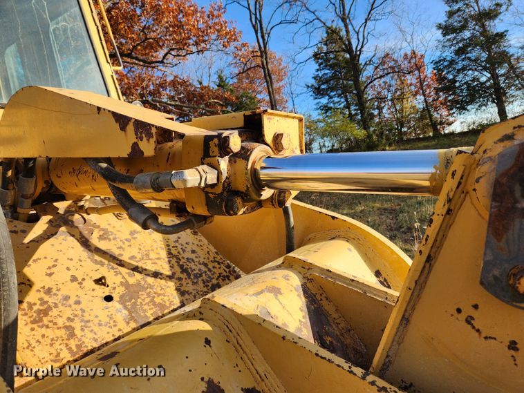 image for item MK9491 1989 Caterpillar 953  track loader