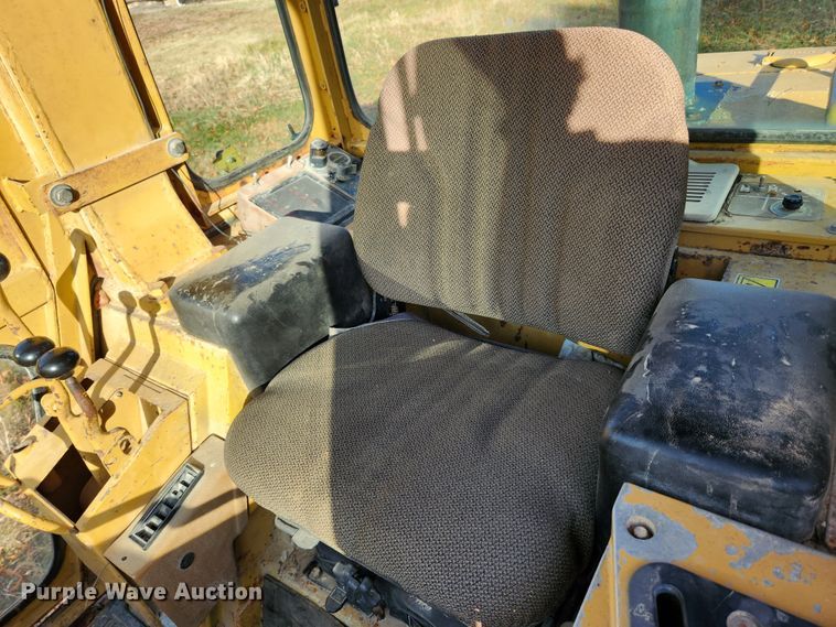 image for item MK9491 1989 Caterpillar 953  track loader
