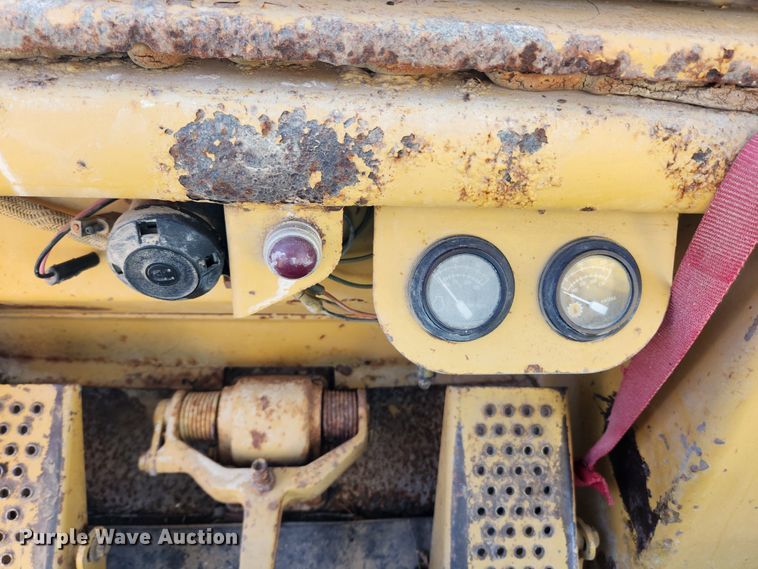 image for item MK9491 1989 Caterpillar 953  track loader