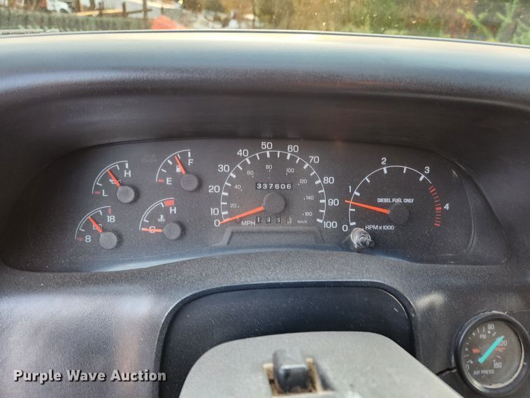 image for item MK9492 2000 Ford F650 Super Duty  SuperCab utility / service truck