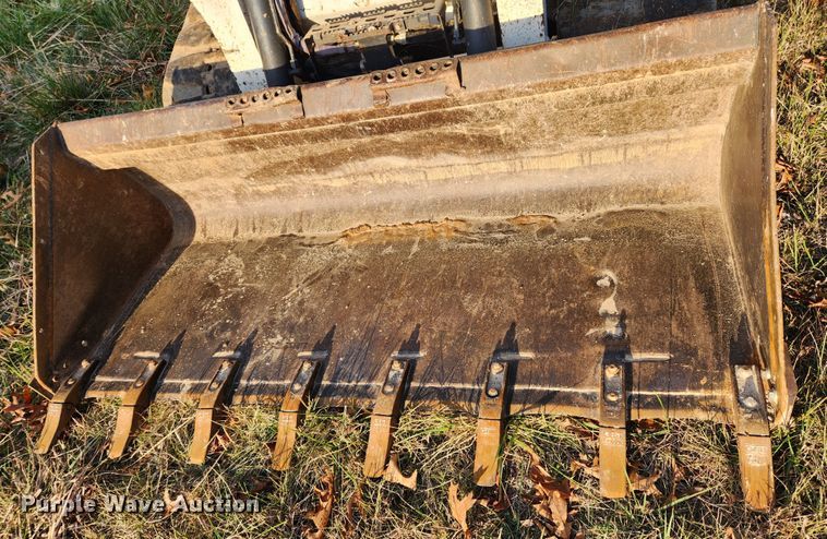 image for item MK9493 2016 Bobcat T750  tracked skid steer loader