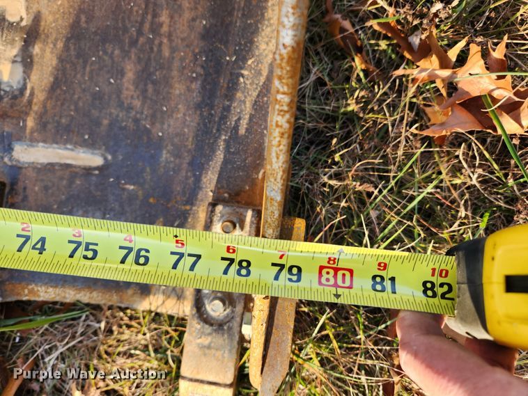 image for item MK9493 2016 Bobcat T750  tracked skid steer loader