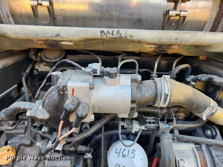 image for item MK9493 2016 Bobcat T750  tracked skid steer loader