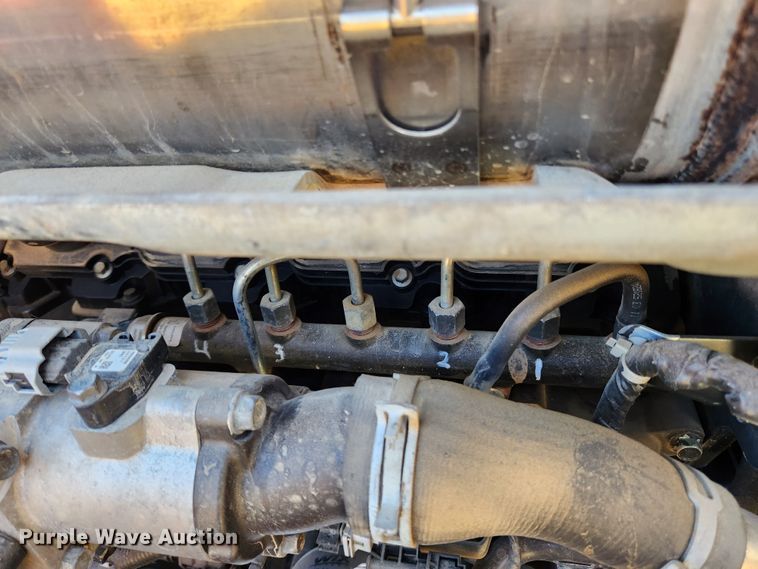 image for item MK9493 2016 Bobcat T750  tracked skid steer loader