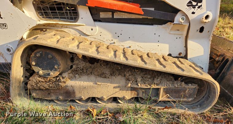 image for item MK9493 2016 Bobcat T750  tracked skid steer loader