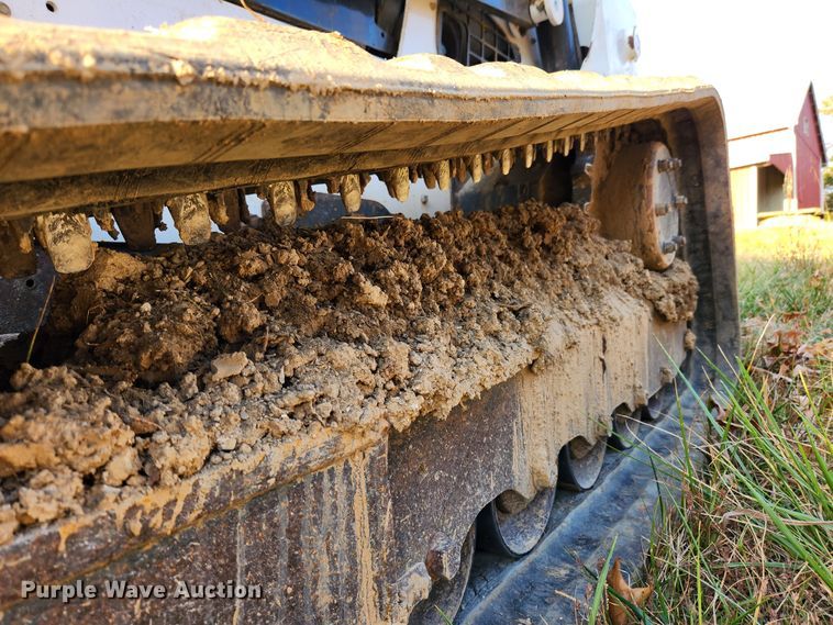 image for item MK9493 2016 Bobcat T750  tracked skid steer loader