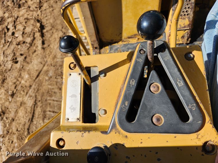 image for item MK9495 1995 Caterpillar 963  track loader