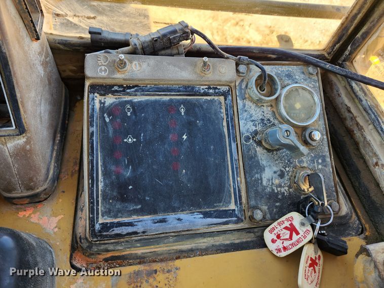 image for item MK9495 1995 Caterpillar 963  track loader