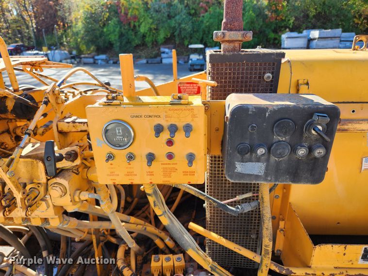 image for item MK9515 LeeBoy 8500 Elite  paver