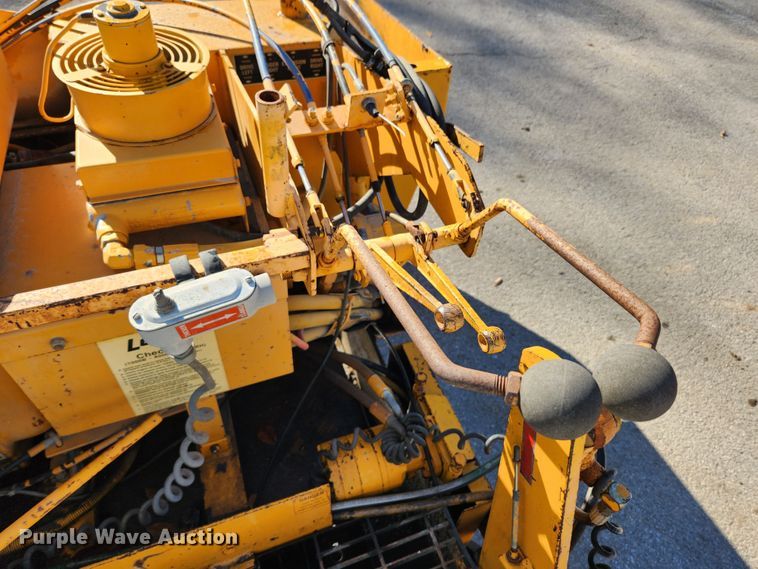 image for item MK9515 LeeBoy 8500 Elite  paver