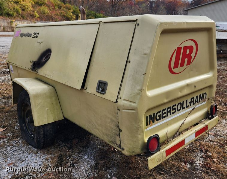 image for item MK9519 1990 Ingersoll Rand 250  air compressor