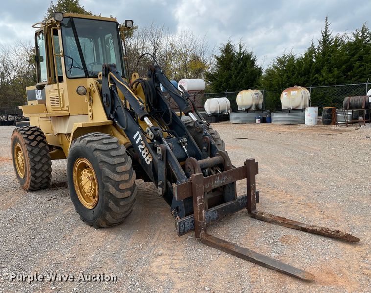 image for item MR9506 1993 Caterpillar IT28B  integrated tool carrier