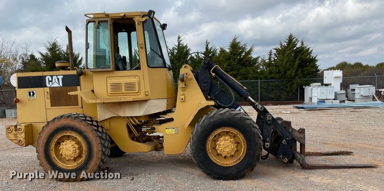 image for item MR9506 1993 Caterpillar IT28B  integrated tool carrier