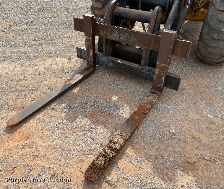 image for item MR9506 1993 Caterpillar IT28B  integrated tool carrier