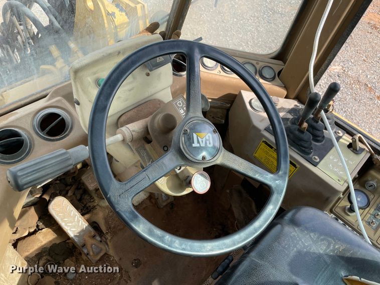 image for item MR9506 1993 Caterpillar IT28B  integrated tool carrier