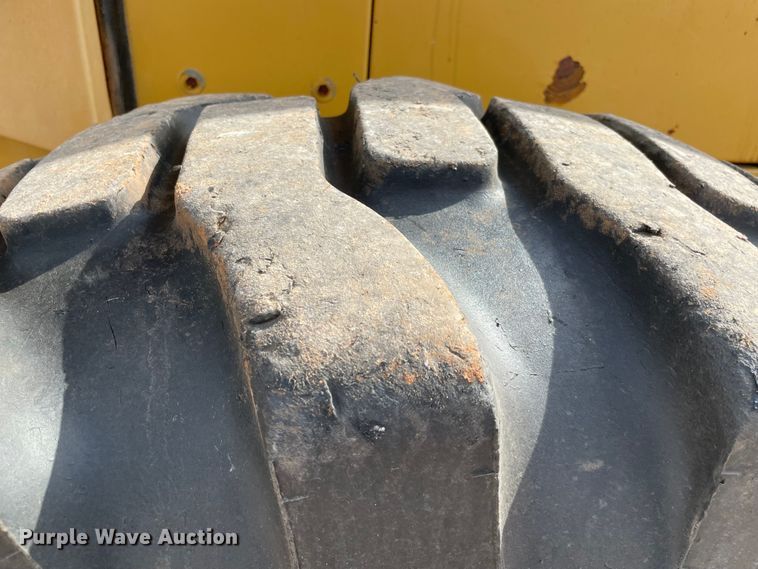 image for item MR9506 1993 Caterpillar IT28B  integrated tool carrier