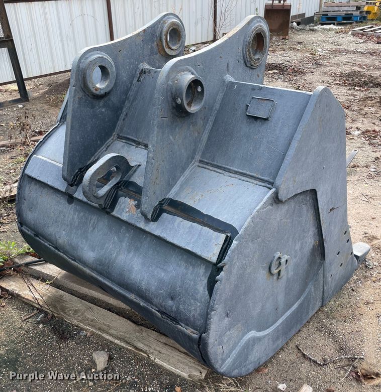 image for item MR9509 CP  excavator bucket