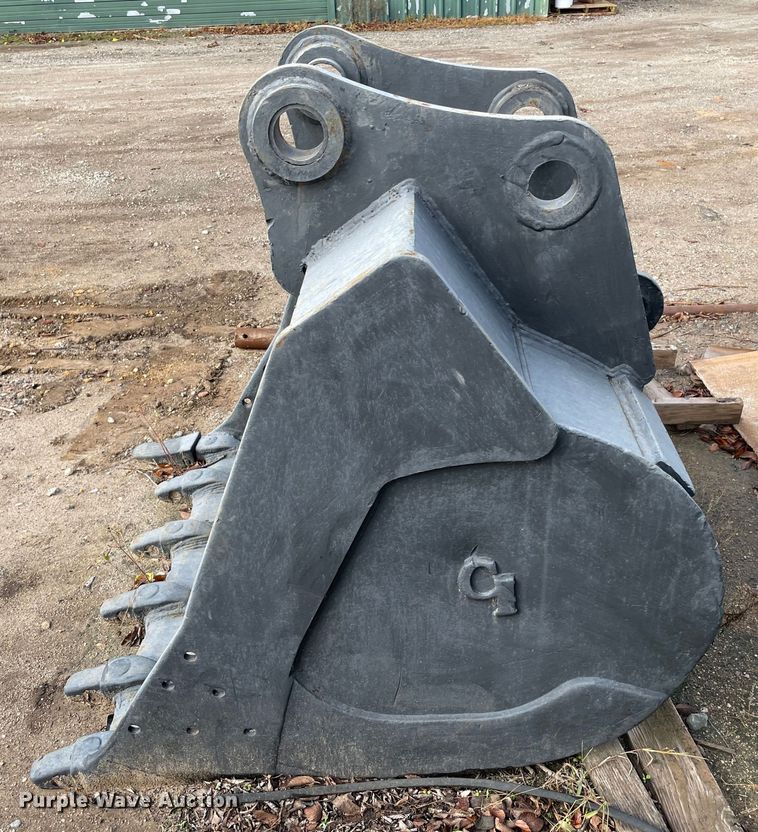 image for item MR9509 CP  excavator bucket