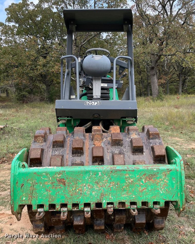 image for item MR9514 2011 Hamm 3205P  single drum vibratory roller