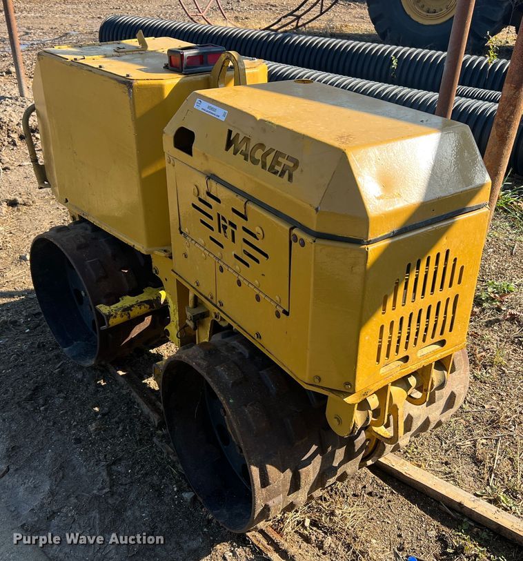 image for item MS9000 2001 Wacker RT820  trench compactor