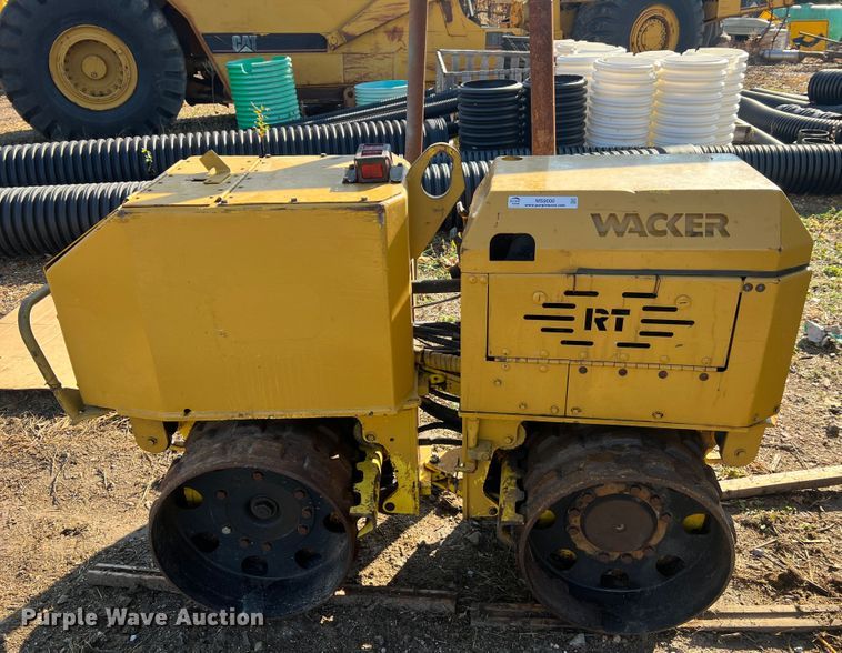 image for item MS9000 2001 Wacker RT820  trench compactor