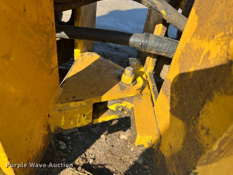 image for item MS9000 2001 Wacker RT820  trench compactor
