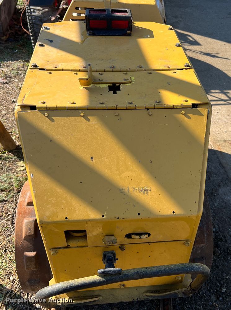 image for item MS9000 2001 Wacker RT820  trench compactor