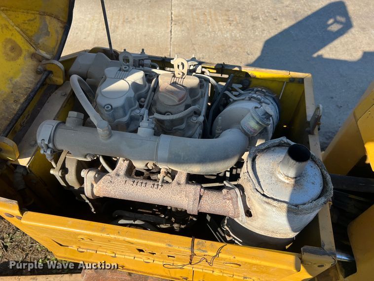 image for item MS9000 2001 Wacker RT820  trench compactor