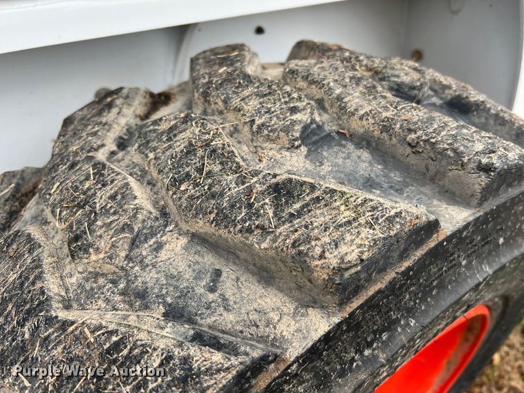 image for item MS9020 2020 Bobcat S450  skid steer loader