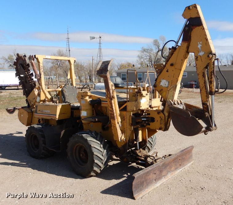 image for item MT9799 Vermeer V454A  trencher