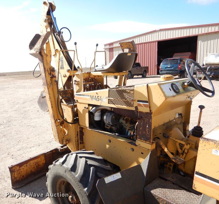 image for item MT9799 Vermeer V454A  trencher