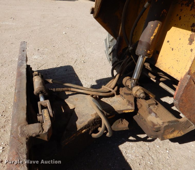image for item MT9799 Vermeer V454A  trencher