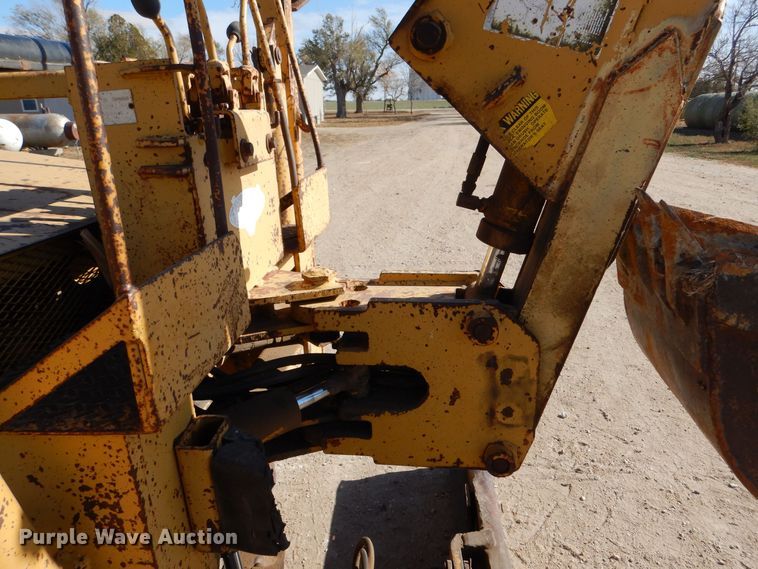 image for item MT9799 Vermeer V454A  trencher