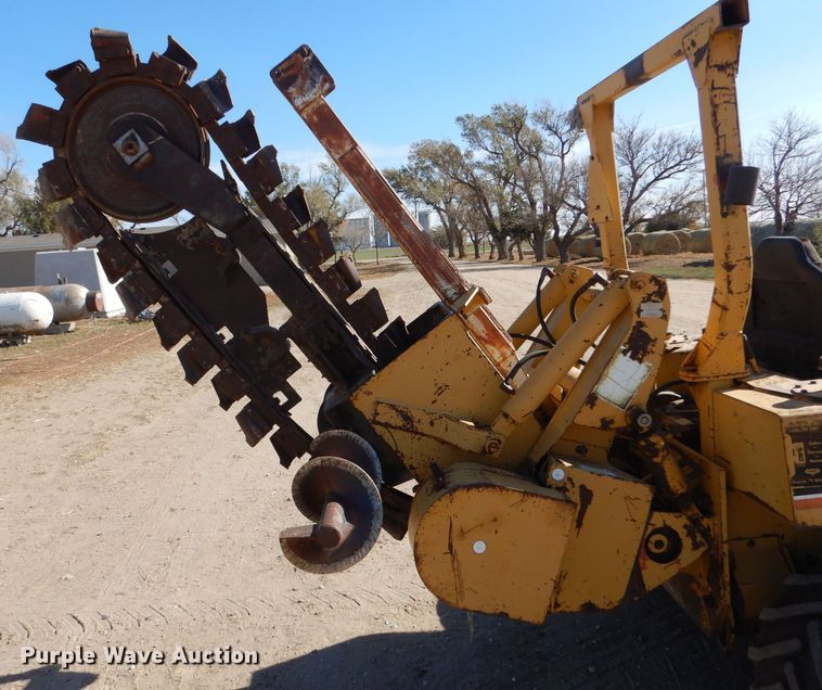 image for item MT9799 Vermeer V454A  trencher