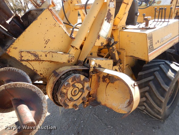 image for item MT9799 Vermeer V454A  trencher