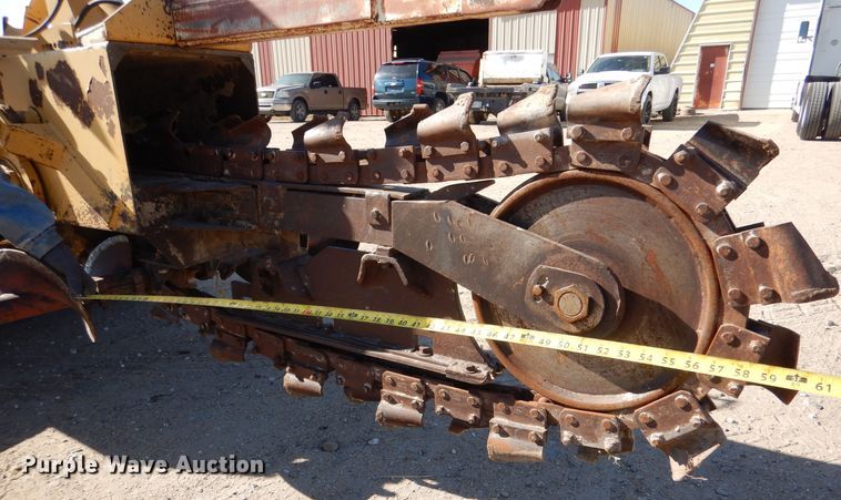 image for item MT9799 Vermeer V454A  trencher