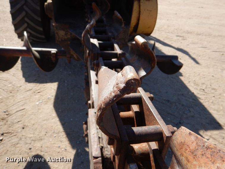 image for item MT9799 Vermeer V454A  trencher