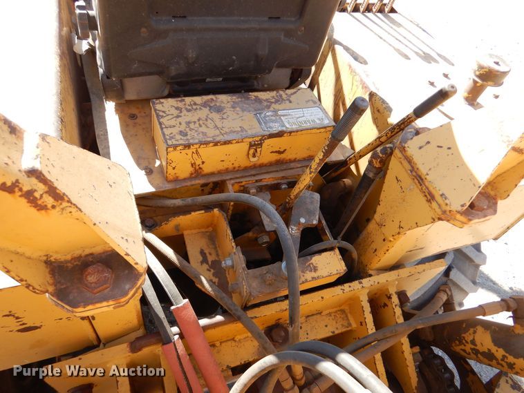 image for item MT9799 Vermeer V454A  trencher