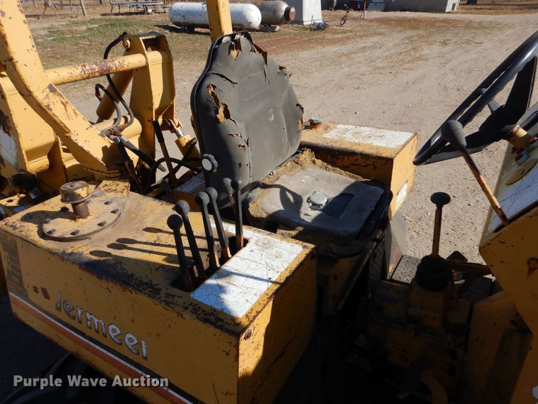 image for item MT9799 Vermeer V454A  trencher
