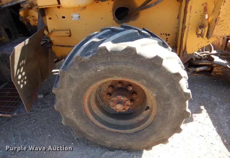 image for item MT9799 Vermeer V454A  trencher