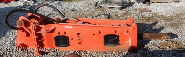 image for item MW9319 NPK E-216  breaker