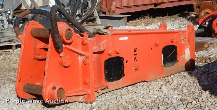 image for item MW9319 NPK E-216  breaker