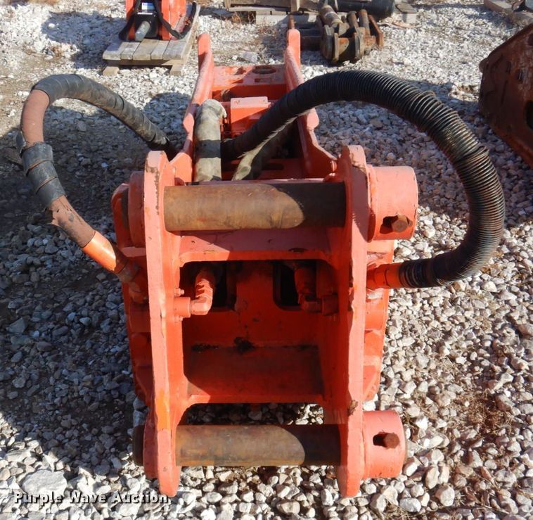 image for item MW9319 NPK E-216  breaker