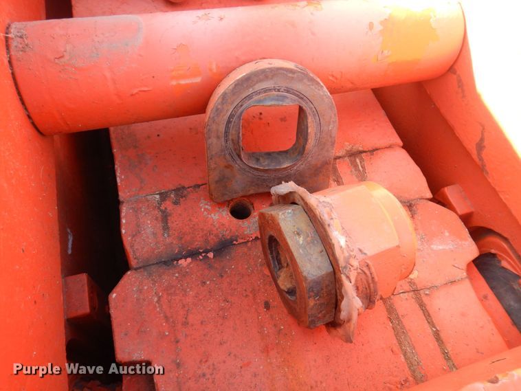 image for item MW9319 NPK E-216  breaker