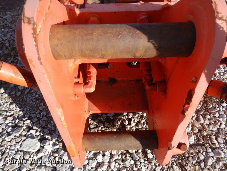 image for item MW9319 NPK E-216  breaker