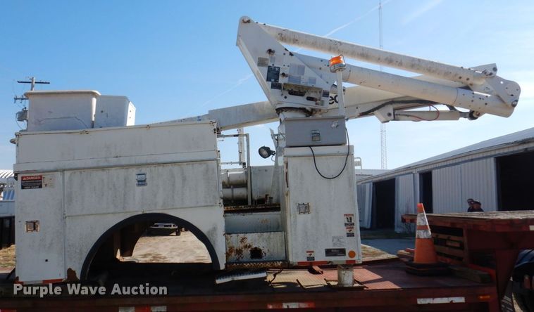 image for item MW9359 Altec  bucket truck bed